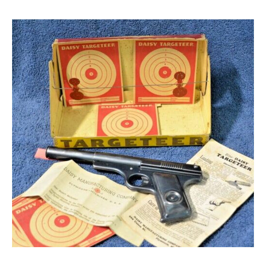 Vintage Daisy Model 118 Targeteer 1937-1941 BB Gun Pistol With Box Targets Manua Thumb {1}